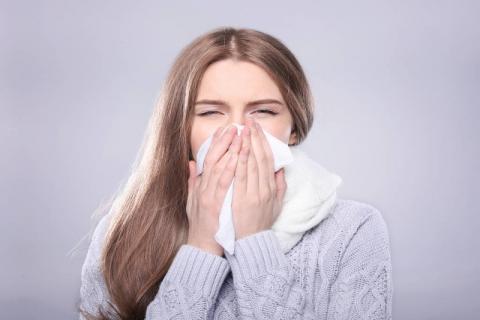 秋天应该怎么预防鼻炎