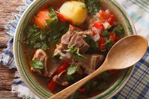 清炖羊肉汤的做法及配料