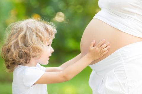 哺乳期没恢复月经同房多久测孕