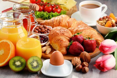 日常饮食中有哪些食物含有丰富的胶原蛋白